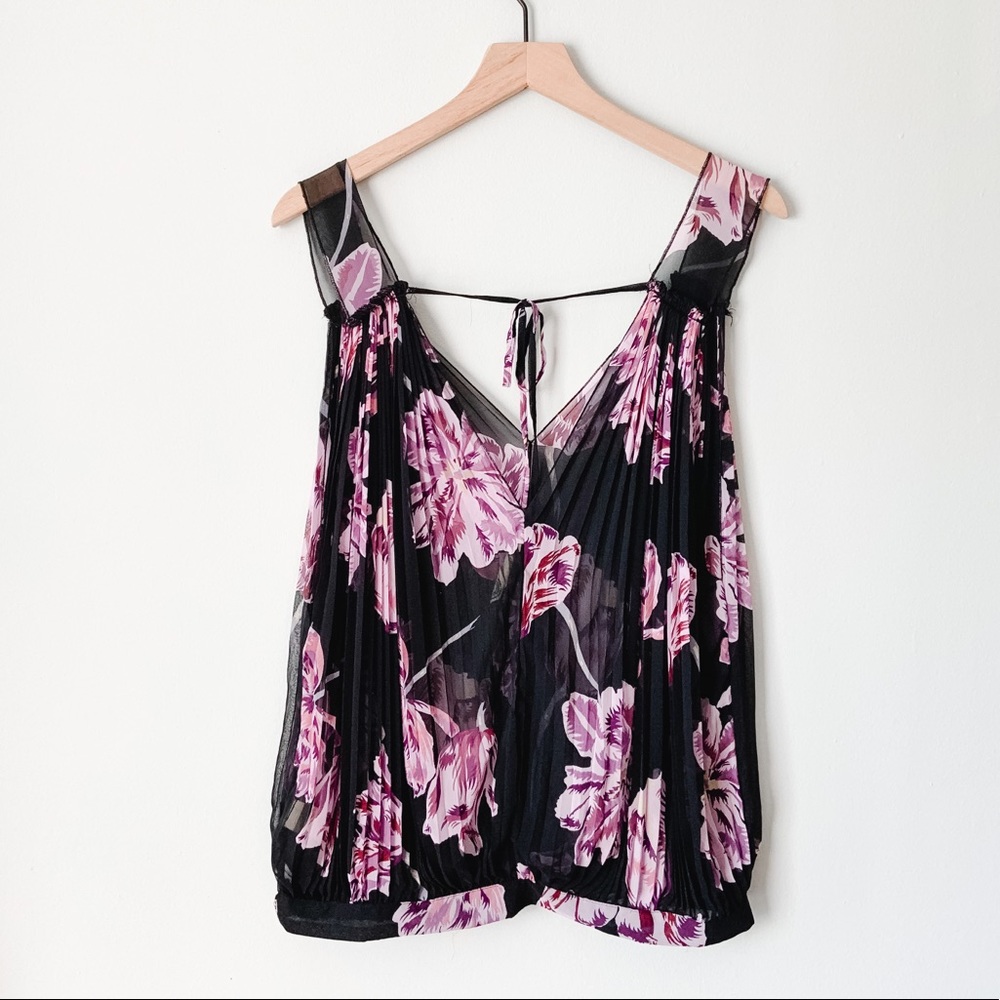 🛍Free People | Sheer Floral Tie Back Top